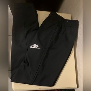 Nike Club Fleece Bottoms Youth Medium